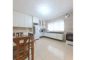 Foto 1 de Casa com 3 Quartos à venda, 212m² em Jardim das Palmeiras, Araras