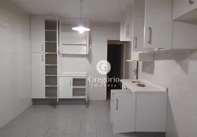 Foto 1 de Sobrado com 3 Quartos à venda, 180m² em Butantã, São Paulo