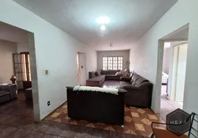 Foto 1 de Casa com 3 Quartos à venda, 332m² em Jardim Planalto, Goiânia