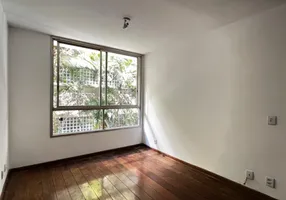 Foto 1 de Apartamento com 3 Quartos à venda, 63m² em Higienópolis, São Paulo