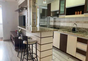 Foto 1 de Apartamento com 2 Quartos à venda, 62m² em Barreiros, São José