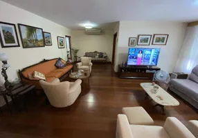 Foto 1 de Apartamento com 4 Quartos à venda, 240m² em Ingá, Niterói