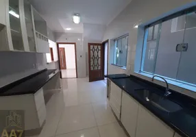 Foto 1 de Sobrado com 3 Quartos para alugar, 170m² em Jardim Pinheiros, São Paulo