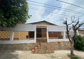 Foto 1 de Casa com 4 Quartos para alugar, 230m² em Lixeira, Cuiabá