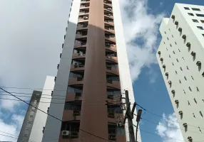 Foto 1 de Apartamento com 2 Quartos à venda, 45m² em Casa Amarela, Recife