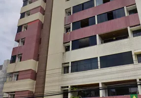 Foto 1 de Apartamento com 3 Quartos para alugar, 110m² em Jatiúca, Maceió