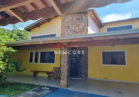 Foto 1 de Casa de Condomínio com 2 Quartos à venda, 175m² em Verde Mar, Caraguatatuba