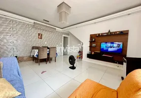 Foto 1 de Casa com 2 Quartos à venda, 110m² em Macuco, Santos
