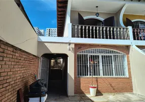 Foto 1 de Casa com 4 Quartos para alugar, 146m² em Vila Sônia, São Paulo