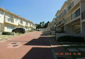 Foto 1 de Casa de Condomínio com 4 Quartos à venda, 217m² em Interlagos, São Paulo