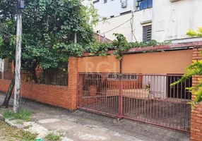 Foto 1 de Casa com 3 Quartos à venda, 168m² em Passo da Areia, Porto Alegre