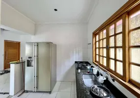 Foto 1 de Casa com 3 Quartos à venda, 252m² em Pitas, Cotia
