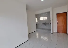 Foto 1 de Apartamento com 3 Quartos à venda, 60m² em Messejana, Fortaleza