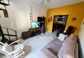 Foto 1 de Casa com 4 Quartos à venda, 46m² em Guajiru, Fortaleza