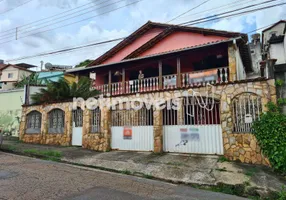 Foto 1 de Casa com 4 Quartos à venda, 375m² em Flávio Marques Lisboa, Belo Horizonte