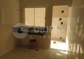 Foto 1 de Casa com 2 Quartos à venda, 80m² em Gravatás, Uberlândia