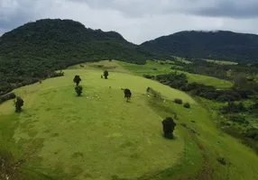 Foto 1 de Fazenda/Sítio com 1 Quarto à venda, 363000m² em Area Rural de Botucatu, Botucatu