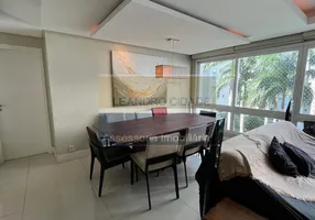 Foto 1 de Apartamento com 3 Quartos à venda, 107m² em Passo da Areia, Porto Alegre