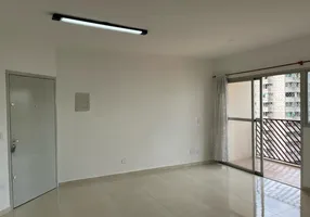 Foto 1 de Apartamento com 3 Quartos para alugar, 80m² em Liberdade, São Paulo