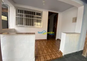 Foto 1 de Casa com 2 Quartos para alugar, 60m² em Parque Oratorio, Santo André
