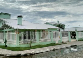 Foto 1 de Casa com 5 Quartos para alugar, 130m² em Noiva Do Mar, Xangri-lá