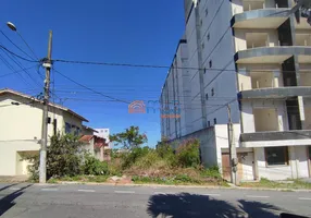 Foto 1 de Lote/Terreno à venda, 720m² em Glória, Macaé