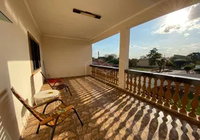 Foto 1 de Casa com 2 Quartos à venda, 208m² em Jardim Maria Luiza III, Jaú