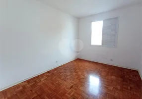 Foto 1 de Apartamento com 3 Quartos para alugar, 92m² em Embaré, Santos