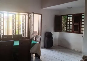 Foto 1 de Casa com 3 Quartos à venda, 77m² em Doron, Salvador