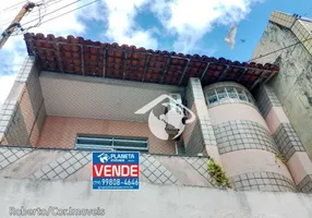 Foto 1 de Casa com 4 Quartos à venda, 180m² em Getúlio Vargas, Aracaju