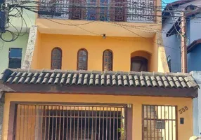 Foto 1 de Sobrado com 3 Quartos à venda, 281m² em Jardim Pedroso, Mauá