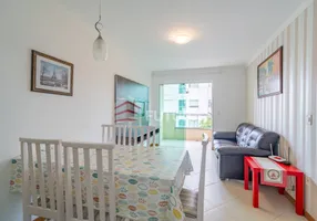 Foto 1 de Apartamento com 2 Quartos à venda, 65m² em Bombas, Bombinhas