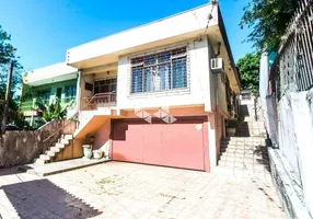 Foto 1 de Casa com 4 Quartos à venda, 280m² em Bom Jesus, Porto Alegre