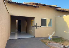 Foto 1 de Casa com 2 Quartos à venda, 75m² em Setor Maysa, Trindade
