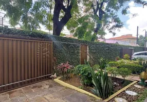 Foto 1 de Casa com 5 Quartos à venda, 365m² em Parnamirim, Recife