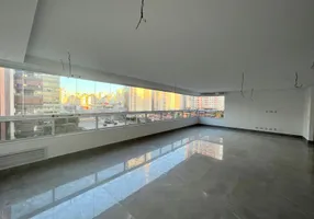 Foto 1 de Apartamento com 4 Quartos à venda, 227m² em Setor Bueno, Goiânia