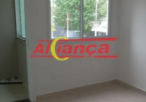 Foto 1 de Apartamento com 2 Quartos à venda, 40m² em Parque Vitória, São Paulo