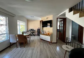 Foto 1 de Casa com 4 Quartos à venda, 218m² em Estreito, Florianópolis