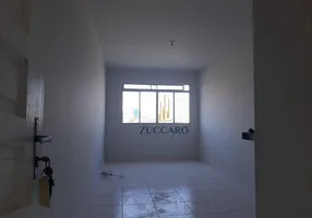 Foto 1 de Apartamento com 2 Quartos para alugar, 50m² em Parque Continental II, Guarulhos
