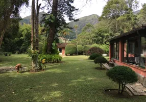 Foto 1 de Fazenda/Sítio com 6 Quartos à venda, 350m² em Quinta Lebrão, Teresópolis