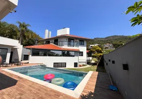 Foto 1 de Casa com 3 Quartos para alugar, 260m² em Praia Brava, Florianópolis