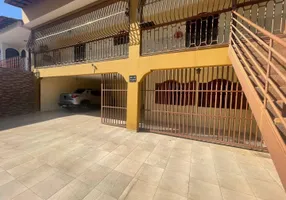 Foto 1 de Casa com 6 Quartos à venda, 380m² em Taguatinga Norte, Brasília