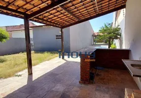 Foto 1 de Casa com 3 Quartos à venda, 295m² em Maraponga, Fortaleza