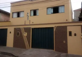 Foto 1 de Casa com 3 Quartos à venda, 190m² em Califórnia, Belo Horizonte