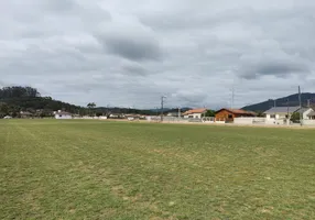 Foto 1 de Lote/Terreno à venda, 4877m² em Três Riachos, Biguaçu