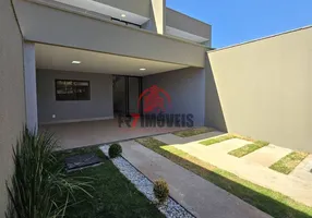 Foto 1 de Sobrado com 3 Quartos à venda, 245m² em Setor Urias Magalhães, Goiânia