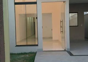 Foto 1 de Casa com 3 Quartos à venda, 106m² em Setor Goiânia 2, Goiânia