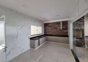 Foto 1 de Casa com 3 Quartos à venda, 250m² em Parque das Laranjeiras, Uberaba