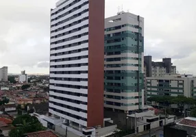 Foto 1 de Apartamento com 3 Quartos para alugar, 64m² em Madalena, Recife