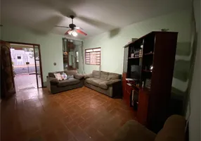 Foto 1 de Sobrado com 5 Quartos à venda, 247m² em Vila Souto, Bauru